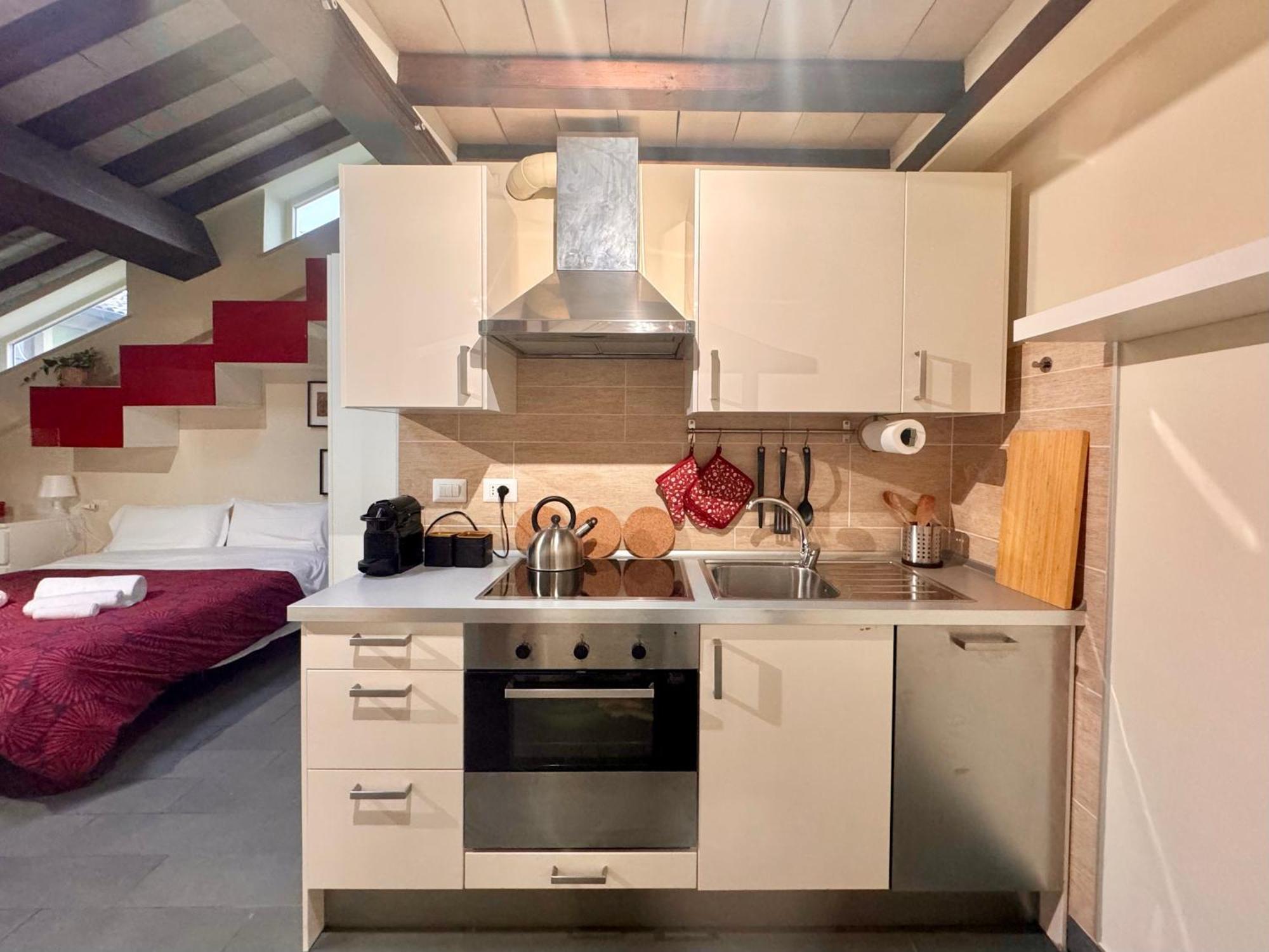 Niki O. Apartments Parma Pokoj fotografie