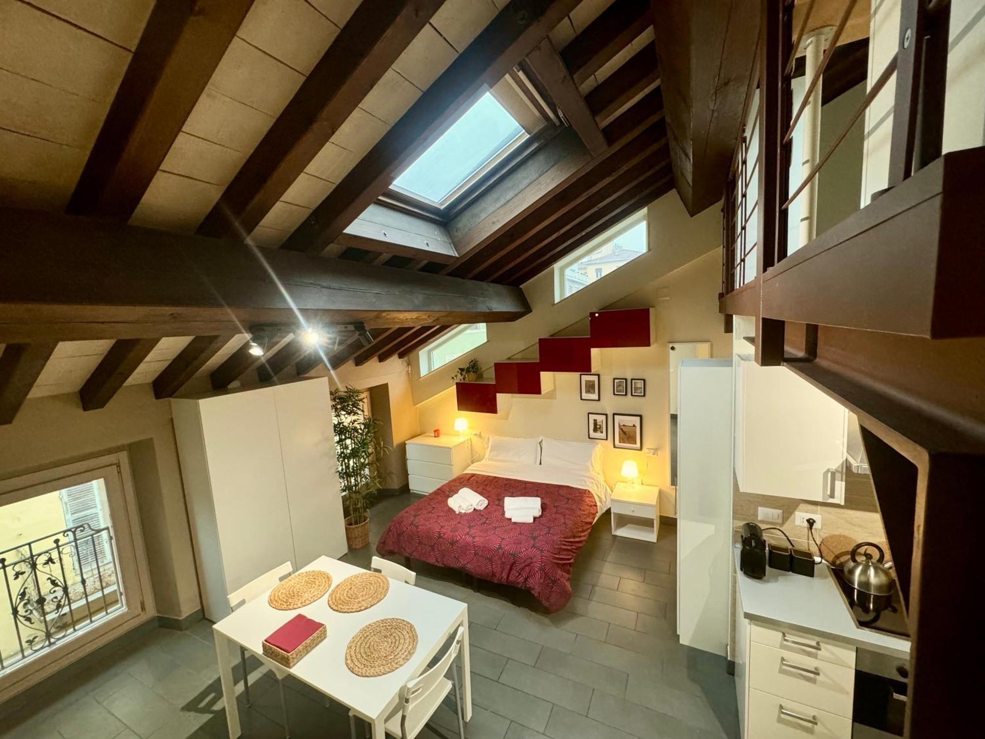 Niki O. Apartments Parma Exteriér fotografie