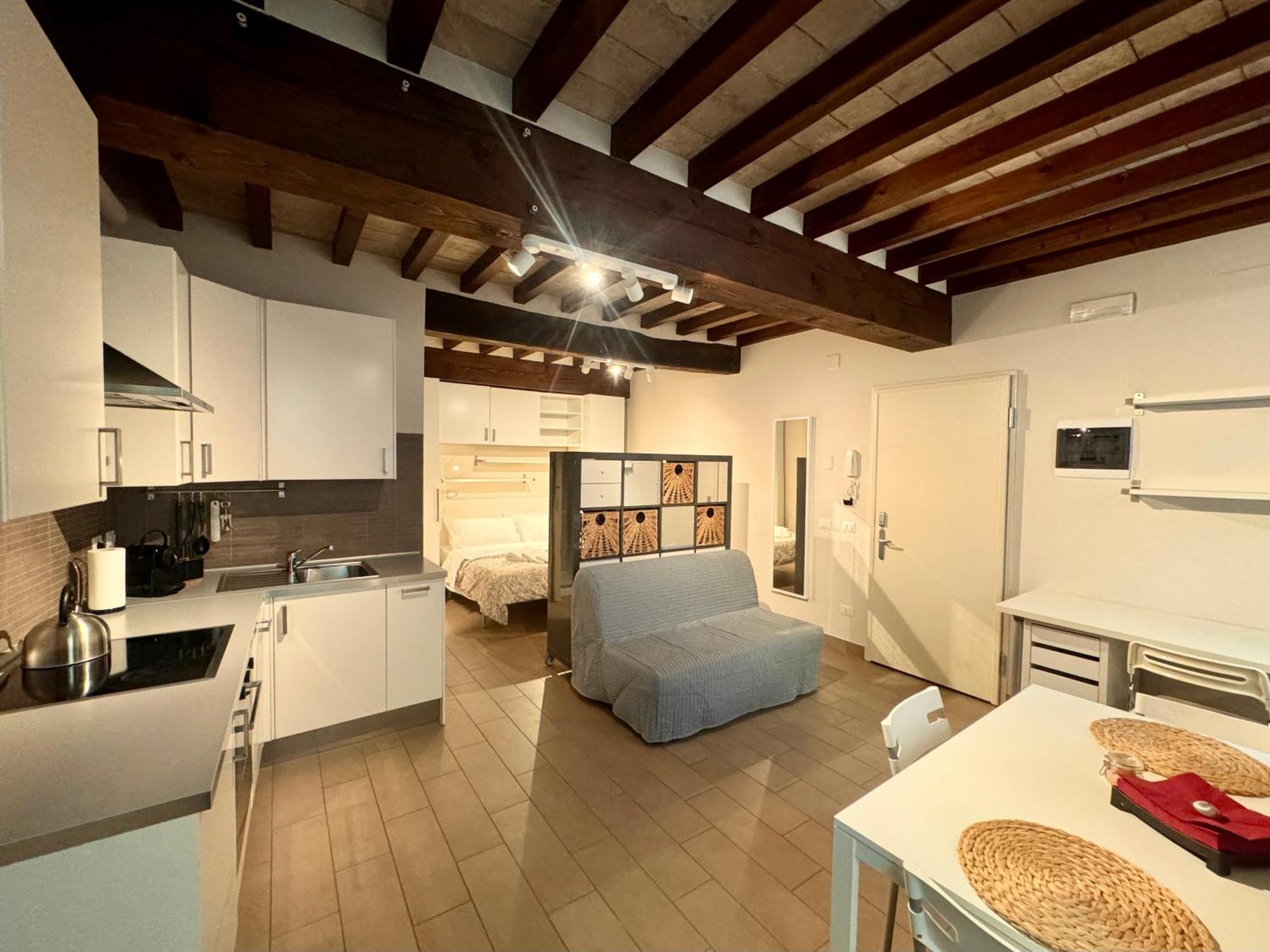 Niki O. Apartments Parma Exteriér fotografie