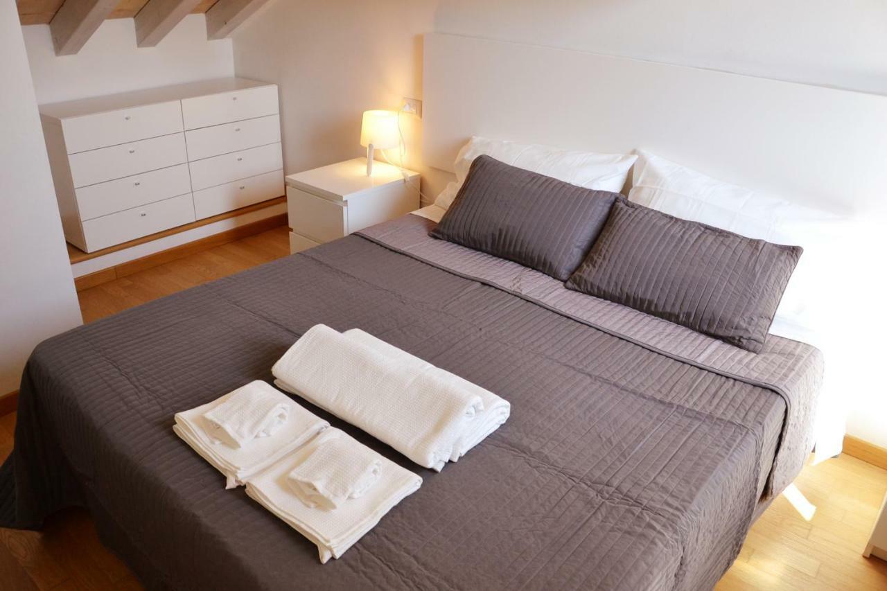Niki O. Apartments Parma Exteriér fotografie