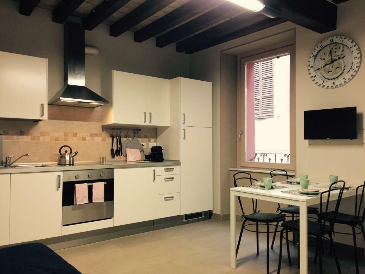 Niki O. Apartments Parma Exteriér fotografie
