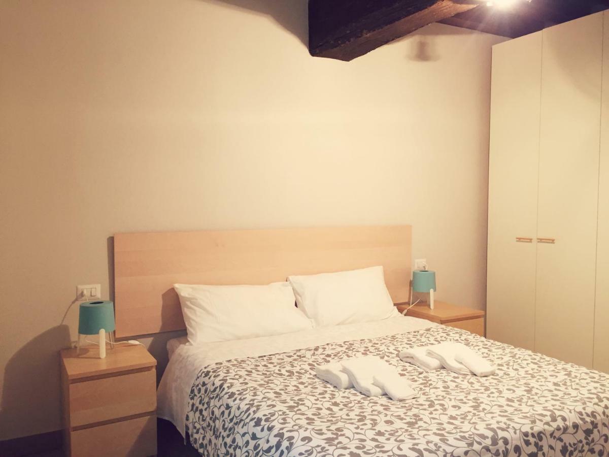 Niki O. Apartments Parma Exteriér fotografie
