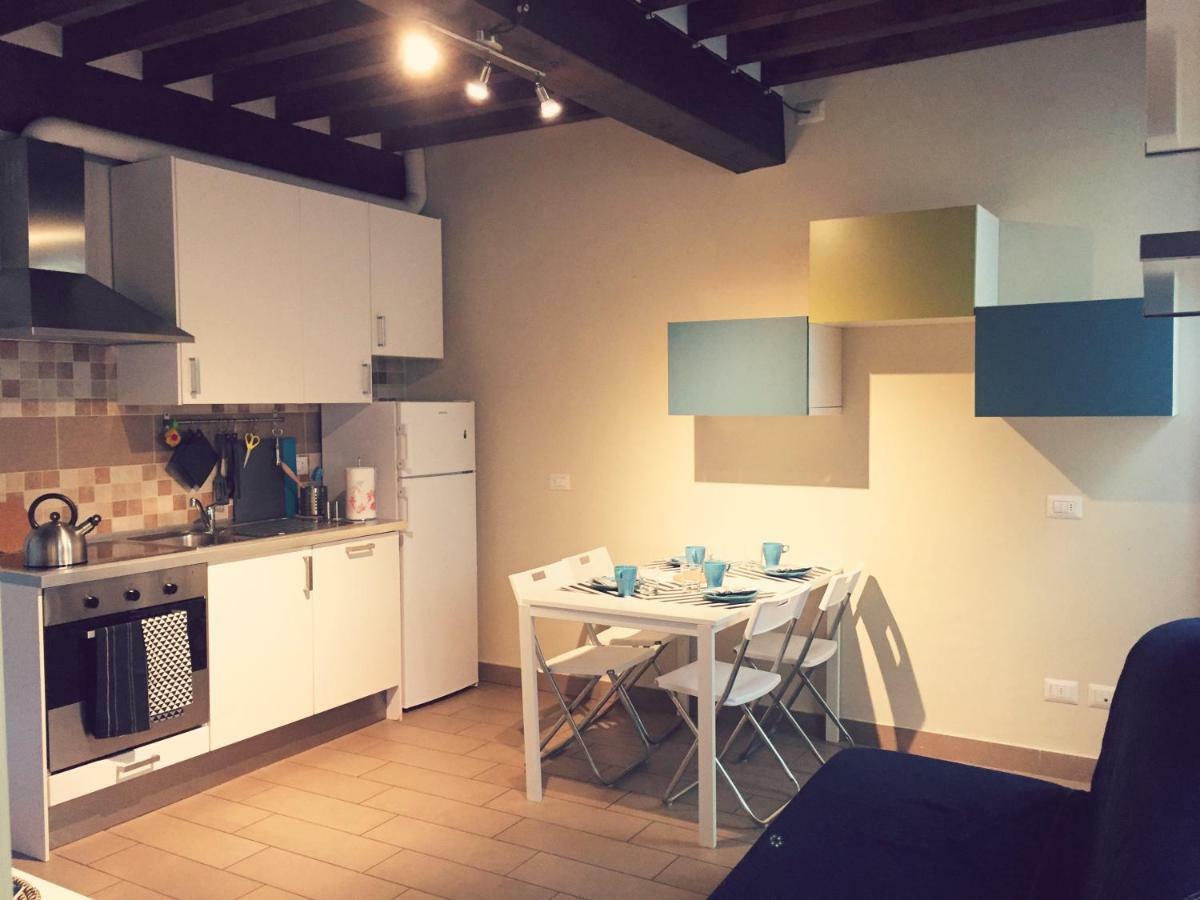 Niki O. Apartments Parma Exteriér fotografie